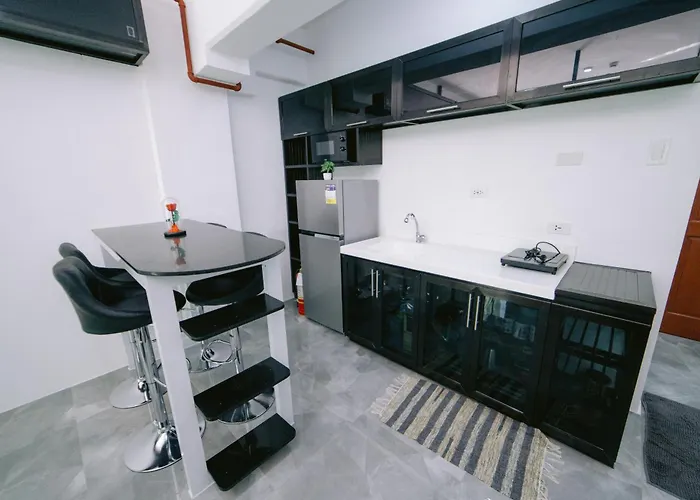 Royal Oceancrest Mactan 1417a Apartment Lapu-Lapu City